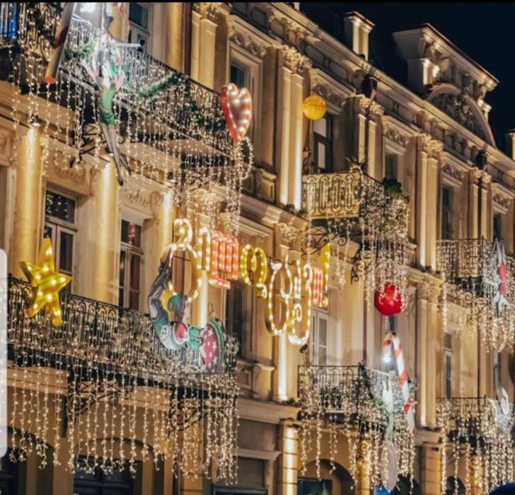 Atlant Hotel Tiflis Exterior foto