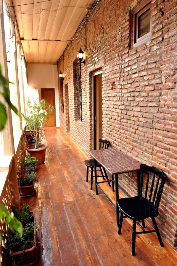 Atlant Hotel Tiflis Exterior foto