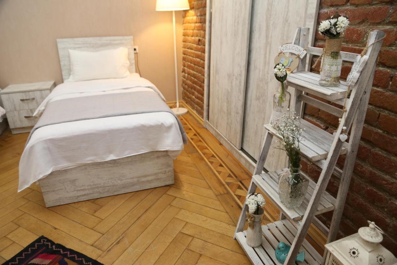 Atlant Hotel Tiflis Exterior foto